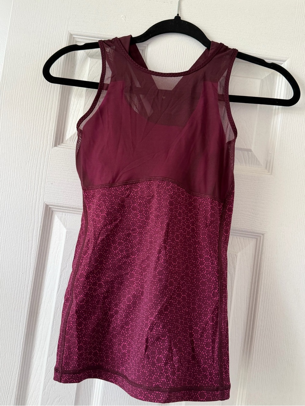 Lululemon Ready, Set, Sweat Tank
Star Pixel Raspberry Bordeaux Drama / Raspberry - Picture 15 of 16